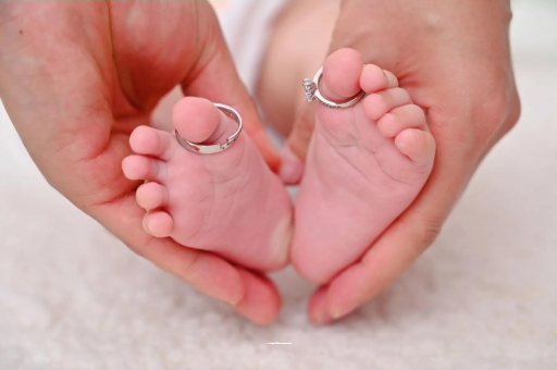 大理四个月宝宝不爱笑